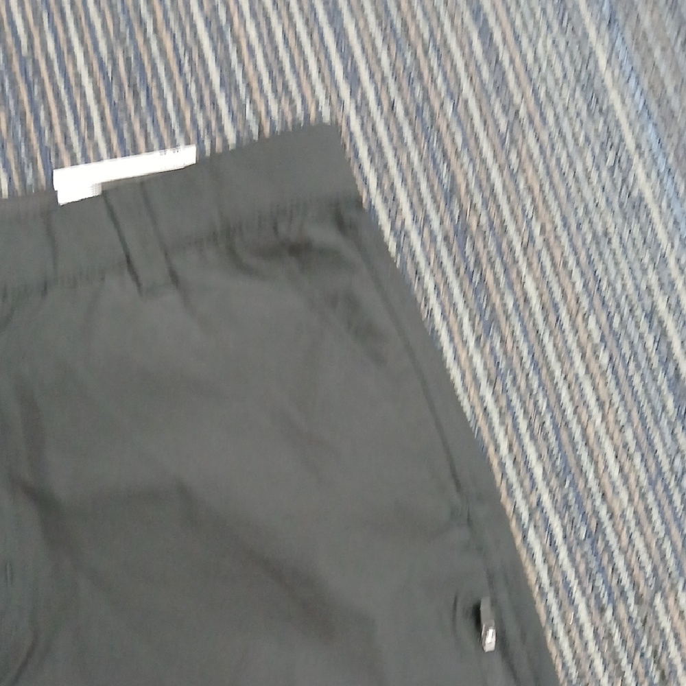 Men's Athletic Black Shorts - Picture 6 of 8